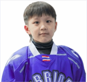 77 PARIS PIPATRATTANA